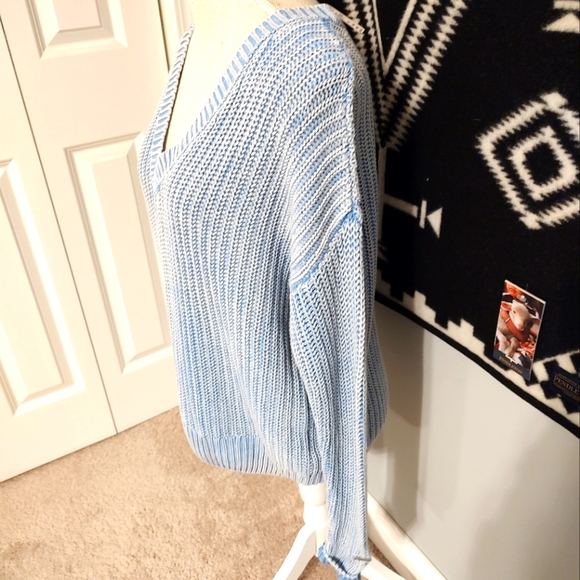 💙NWT Forenza Love Pink (2019) VNeck Oversized Campus Fit Sweater, Baby Blue, XS - Picture 3 of 9